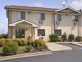 Super 8 By Wyndham 2* Farmville